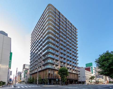 都シティ大阪本町外観